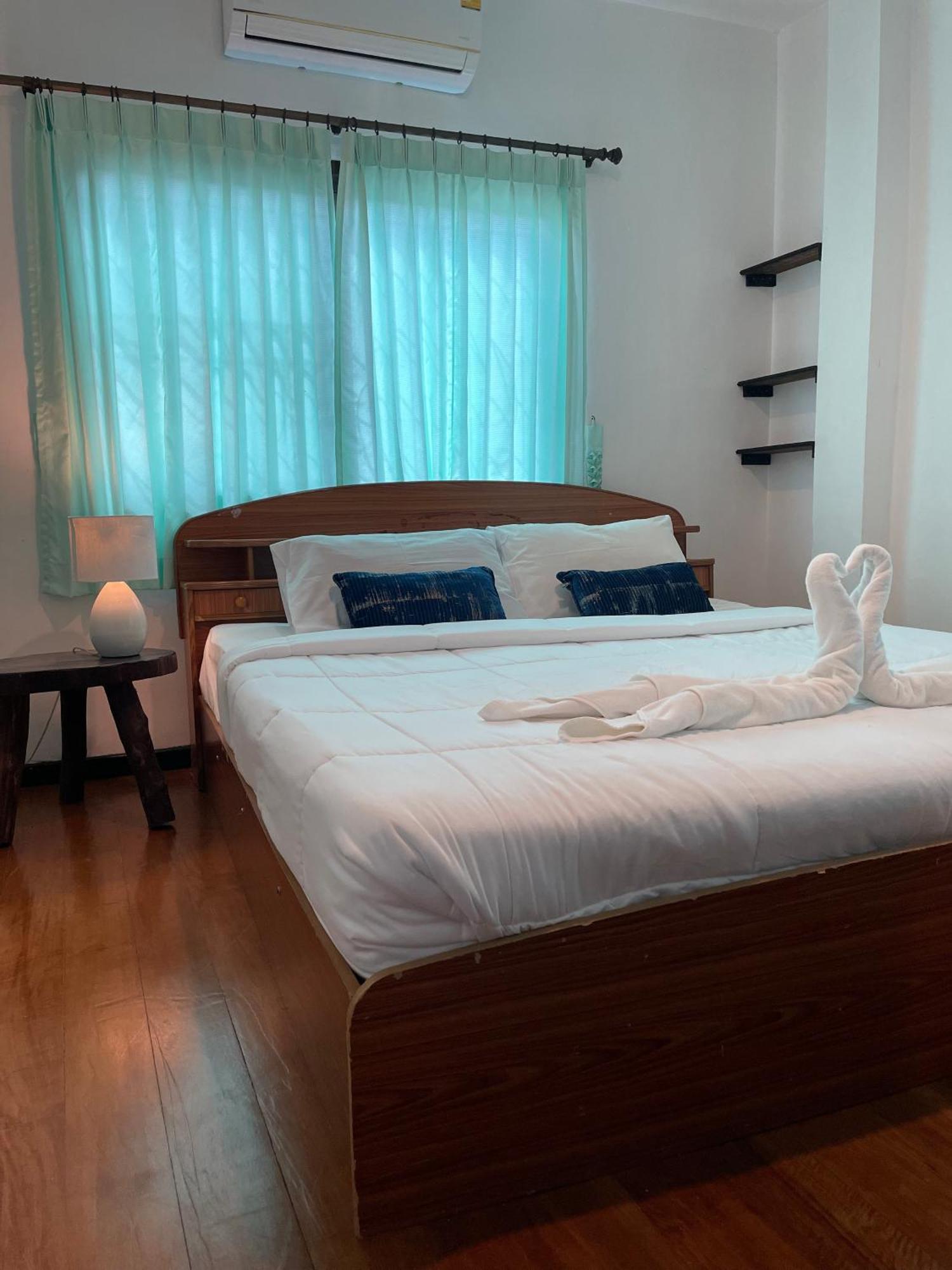 Sunrise Beach Villa Surat Thani Room photo