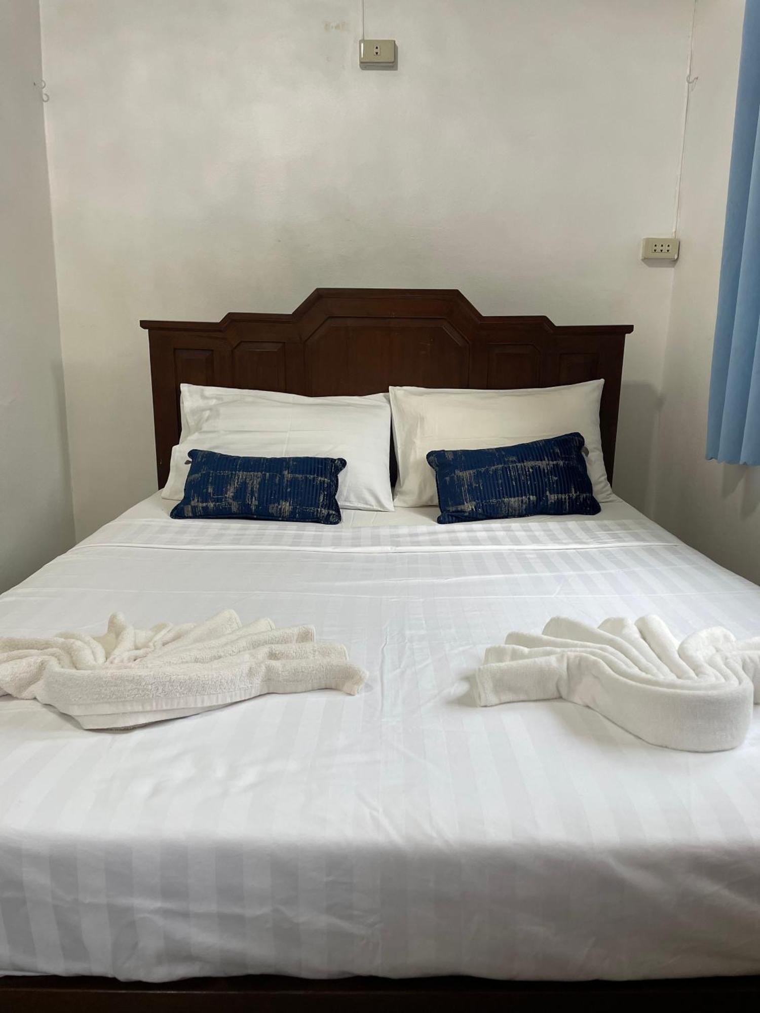 Sunrise Beach Villa Surat Thani Room photo
